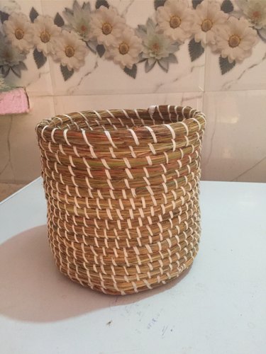 Abdul Handicraft Round Jute Basket, Color : Natural