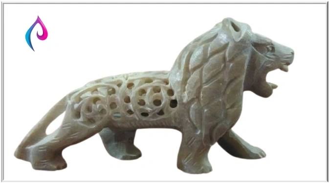Polished Marble Carved Lion Statue, for Garden, Home, Office, Shop, Packaging Type : Carton Box