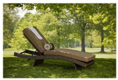 Outdoor Lounge Chair