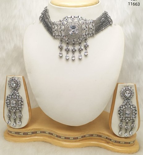 Semi Precious Jewelry, Necklaces Type : Charm Necklace