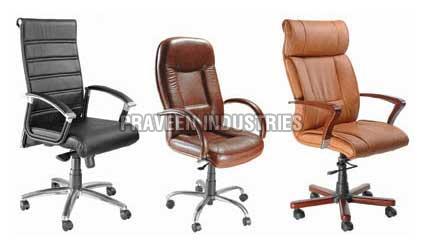 Praveen Industries Computer Chairs, Feature : Provide maximum comfort, Duly adjustable, Proper finishing