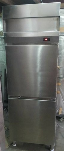 Two Door Vertical Freezer, Capacity : 550L