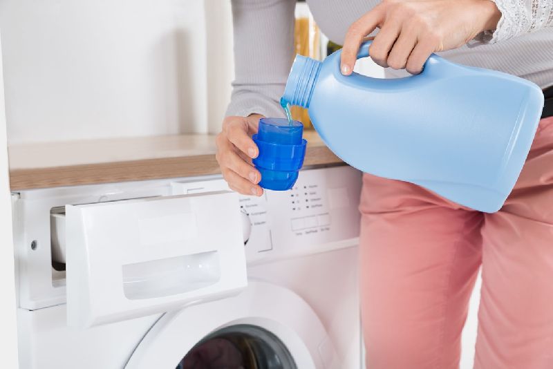 Liquid Detergent, for Cloth Washing, Feature : Remove Hard Stains, Skin Friendly