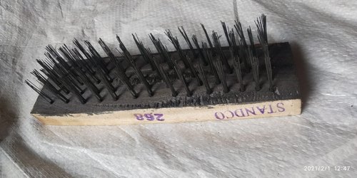 Wood Scrubbing Brush, for Cleaning Use, Size : 26inch, 28inch, 30inch, 32inch, 34inch