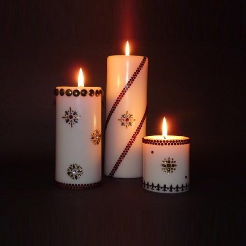 Pillar Paraffin Wax Decorative Candles, for Fine Finished, Attractive Pattern, Technics : Handmade