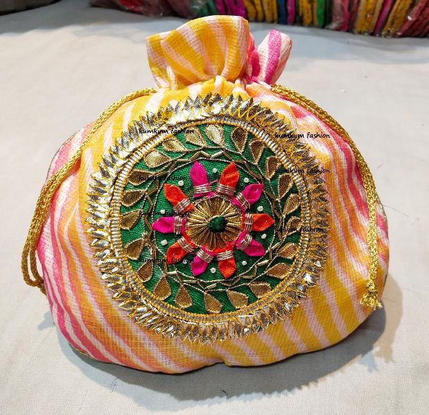 Indian Handmade Cotton Potli Bags Woman Clutches Indian Jewelry pouches ...