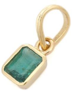 18K Yellow Gold Emerald Pendant