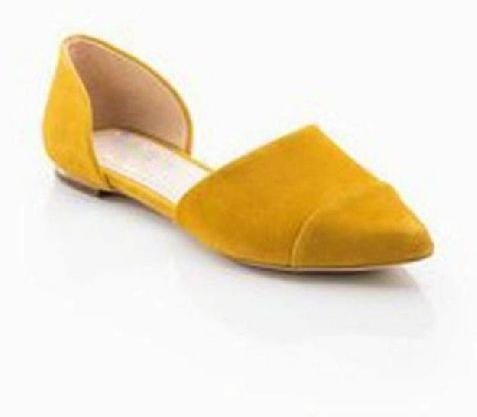Synthetic Leather Yellow Belly, Feature : Easy To Wash, Fine Finishing, Shiny Look