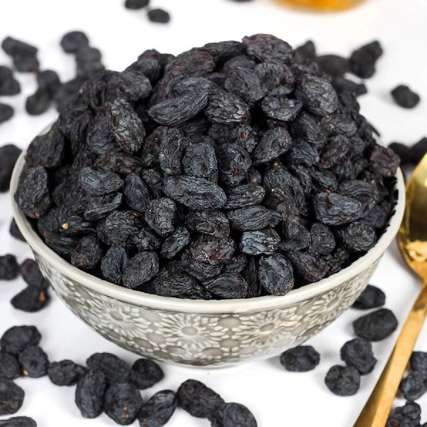 black raisins