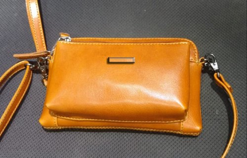 Italian Leather Sling Bag, Packaging Type : Plastic Packet