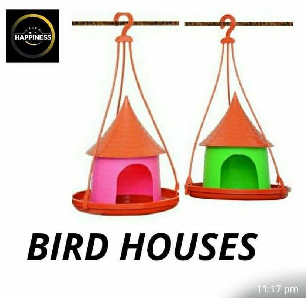 Plastic Bird House, Feature : Attractive Pattern, Eco Friendly, Fine Finish, Hand Made, Hard Structure