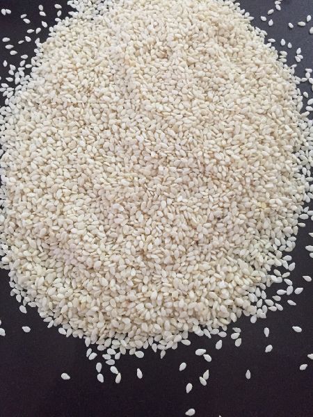 Common sesame seeds, for Agricultural, Making Oil, Style : Dried, Roasted