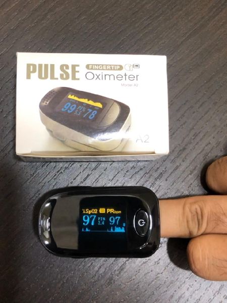 Battery Semi Automatic PVC Plastic pulse oximeter, for Medical Use, Display Type : Digital
