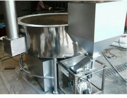 Stainless Steel Namkeen Fryer Machine, for Restaurant Canteen, Power Consumption : 40 to 50 Kw