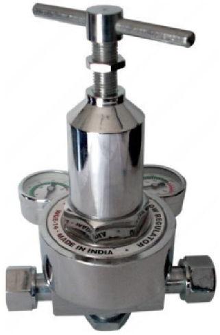 Single Stage Gas Pressure Regulator, for Hospital, Feature : High Strength, Leakage Proof, Rust Proof