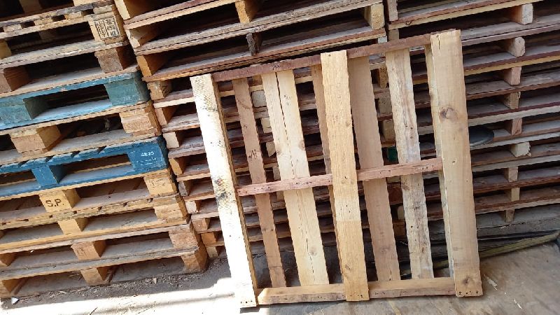 used wooden pallets 0554646125