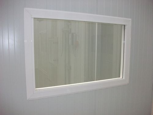 Zirkel Exhibitor Window, Color : White