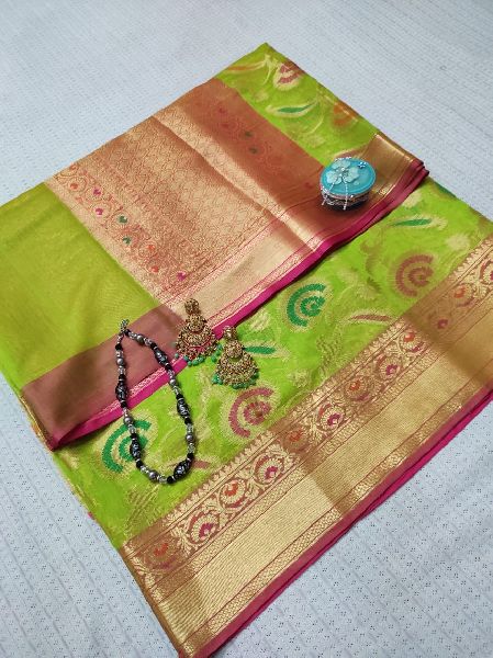 Unstitched H4 Handloom Silk Saree, Packaging Type : Poly Bag, Occasion : Festival Wear