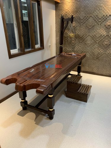 FRP Massage Table, Material Type : Wooden