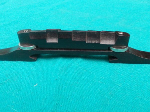 Compensated Archtop Acoustic Guitar Bridge