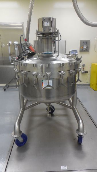Metal Polished Mixing Vessel, for Pharmaceutical, Food processing, Feature : High Quality, Shiny Look