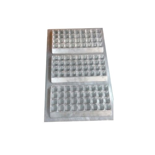 Rectangle Blister Packaging Tray, Feature : Disposable