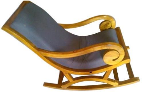 Polished Wooden Rocking Chair, For Home, Feature : Accurate Dimension, Attractive Designs, Quality Tested