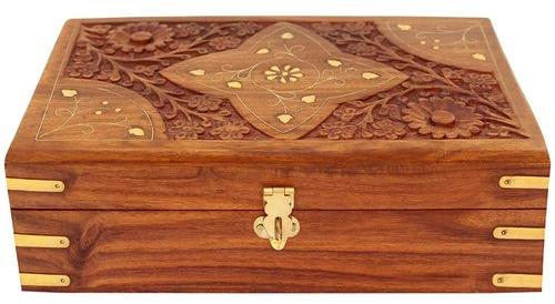 Polished Handcrafted Wooden Box, for Bring Jewelry, Gift, Packaging, Feature : Dimensionally Accurate