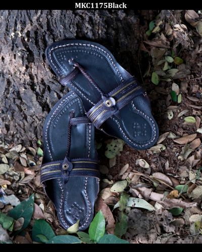 Mens Grey Leather Kolhapuri Chappal, Feature : Attractive Designs, Comfortable, Durable, Flexible