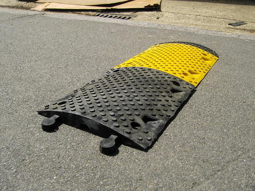 Rubber Speed Bumps, Feature : Durable