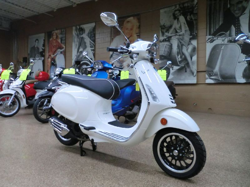 HOT SELLING New 2021 Vespa Sprint 150 Scooter