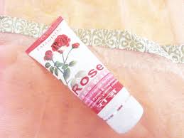 Rose Face Wash, Feature : Dust Removing, Enhance Skin
