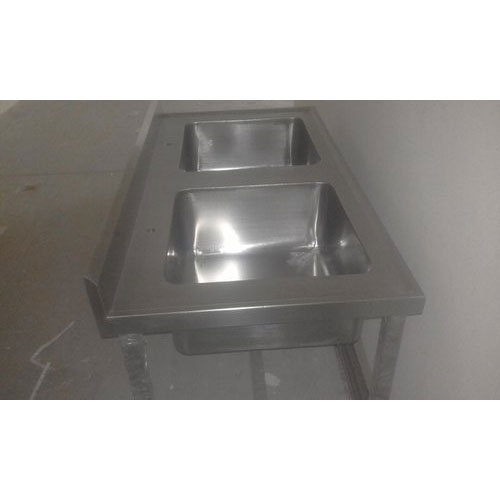 Rectangular Stainless Steel Wash Basin