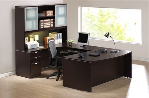 Wood Polished Executive Office Table, Size : Standard