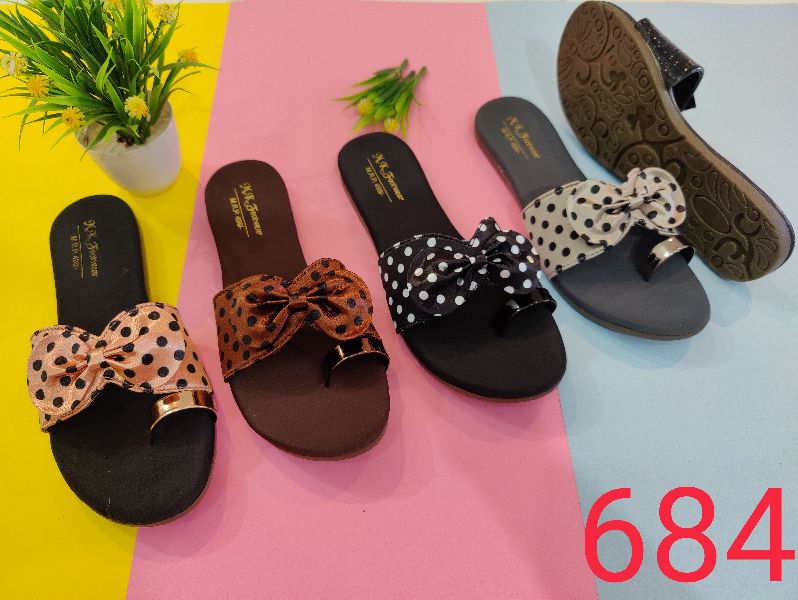 Buy XE Looks Brown Flat Sandals For Women Girls Stylish Trendy Comfortable  Soft Slippers Casual Sandals For Women Latest Collection with Buckle Sandals  for Girls Flat Chappal Daily Use Ladies Flat Heel