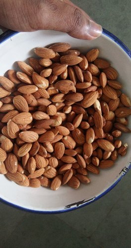 California Single Touch Almond, Packaging Size : 25 kg