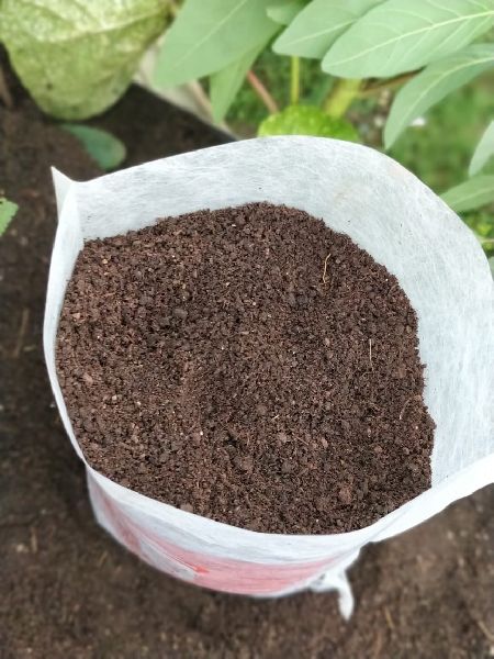 Organic manure, Color : Brown