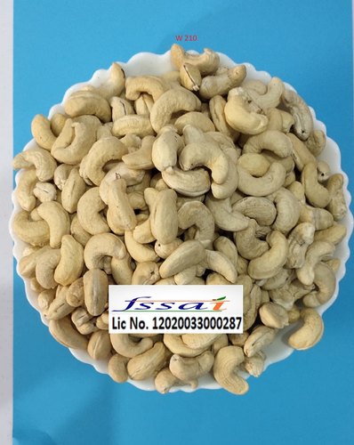 W210 Cashew Nut, Color : Natural