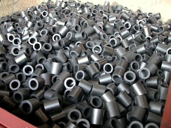 Carbon & Graphite Raschig Rings, for Distribution Columns, Scrubbers, Refineries, Chemical Industries