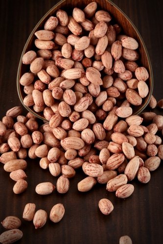 Raw Organic peanut kernels, Shelf Life : 3 Months