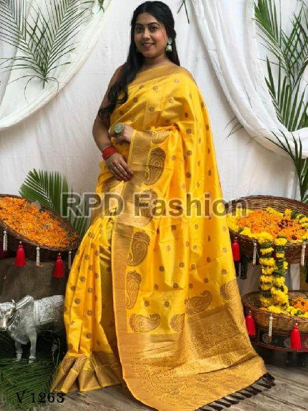 Karnika Banarasi Soft Silk Zari Woven Party Wear Saree