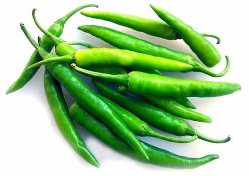 Natural Fresh Green Chilli, for Human Consumption, Packaging Size : 25 to 100 Kg