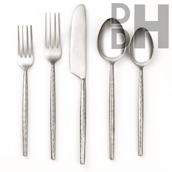 5 Pcs Shiny Steel Cutlery Set, for Kitchen, Feature : Disposable, Fine Finish, Good Quality
