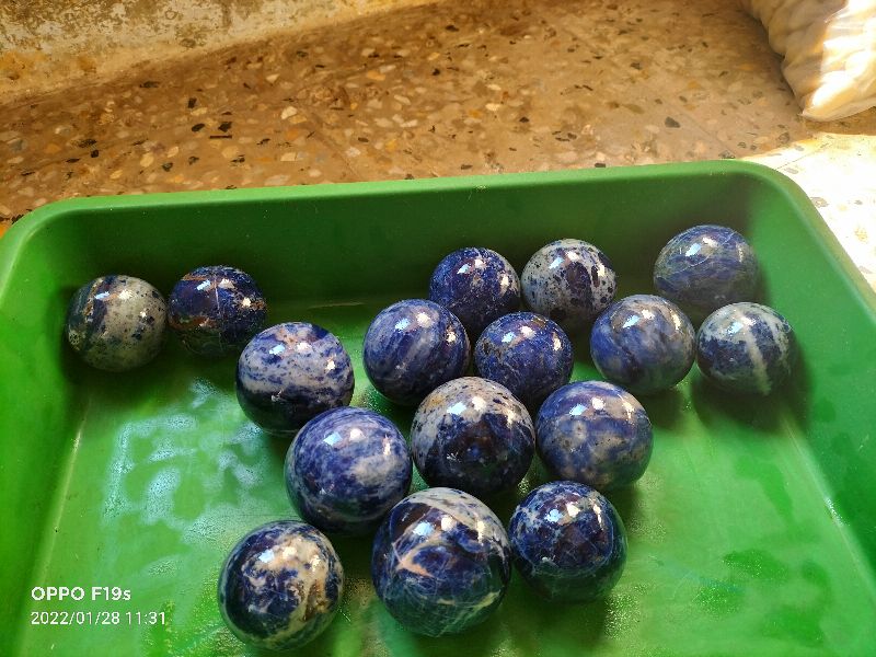 Polished Stone 200-300 gram Sodalite balls, for Automobile Industry