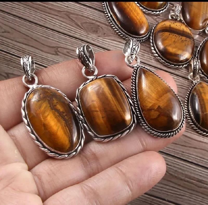 Polished Tiger Eye Pendant, Packaging Type : Plastic Packet
