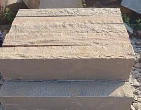 Rectangular Concrete Kerb Stone Paver Block, for Flooring, Feature : Fine Finished, Optimum Strength