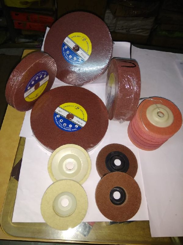 Non Woven polishing wheels, for Material Finishing, Size : 10inch, 12inch, 14inch, 6inch, 8inch