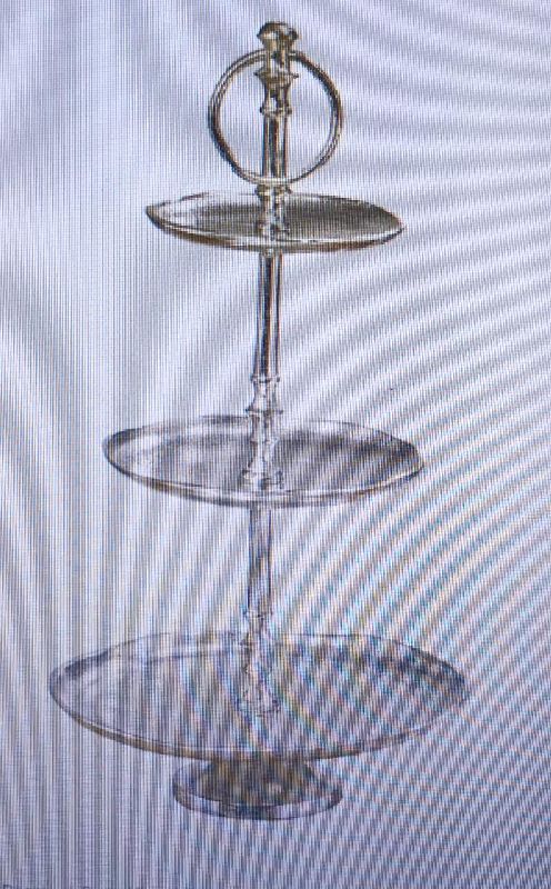 Metal cake stands