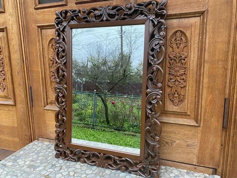 Polished Wooden Engraved Mirror Frame, Size : Multisize