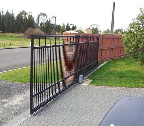 Polished Metal Sliding Gate, for College, Outside The House, Parking Area, Feature : Anti Corrosive